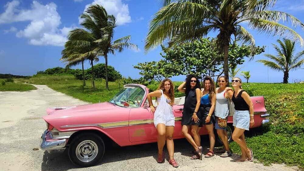 Cuba_en_grupo_ID.jpg.crdownload